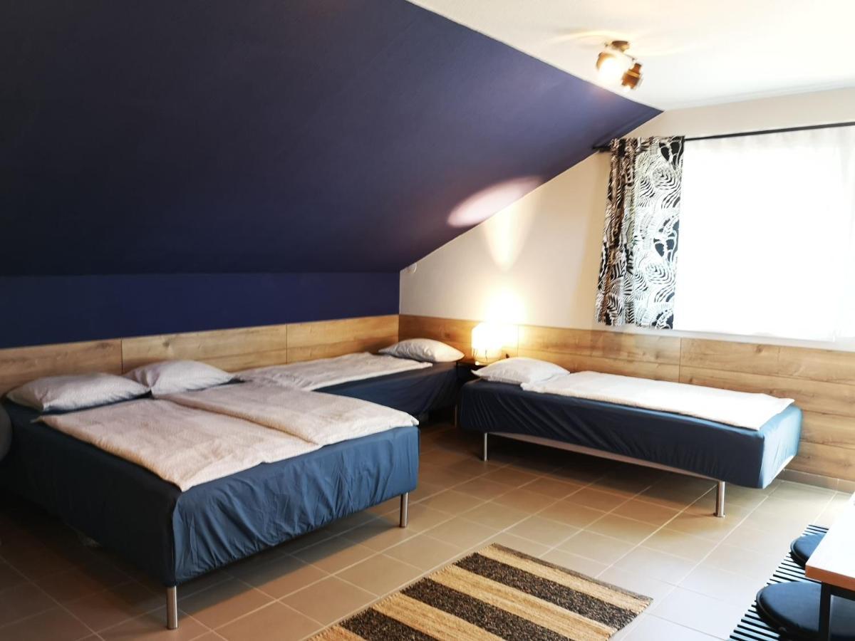 Gyoengyszem Vendeghaz Otel Eğri Dış mekan fotoğraf