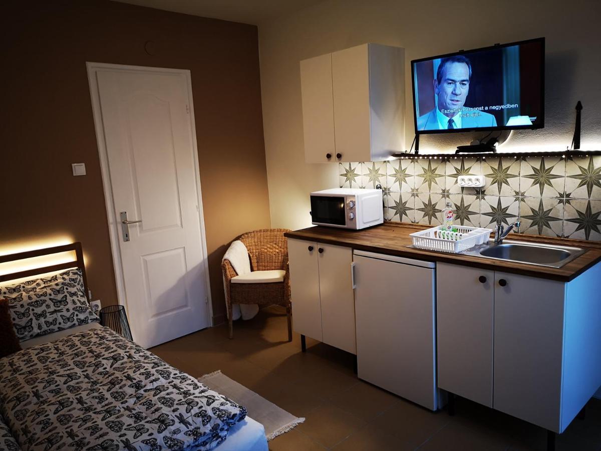 Gyoengyszem Vendeghaz Otel Eğri Dış mekan fotoğraf